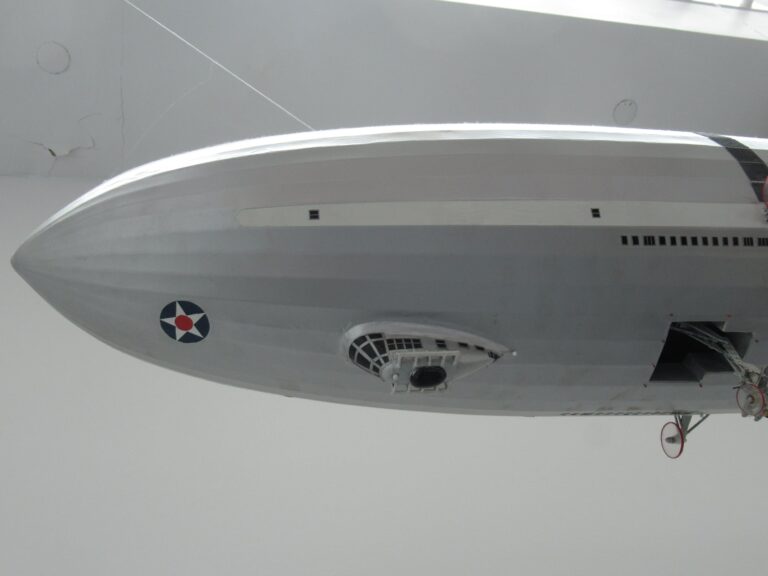 USSAkronmodel 768x576